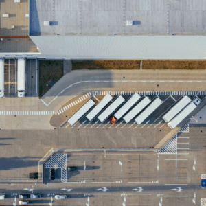 From real-time air freight quotes to streamlined customs handling, digital freight forwarding enables companies to move goods faster, more cost-effectively, and with reduced hassle.