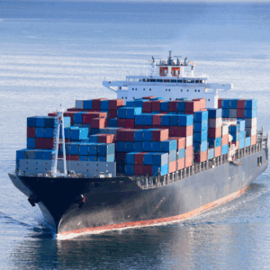 The traditional freight forwarding model, based on emails, manual quotes, and disconnected documents, is being replaced by an integrated and automated digital architecture