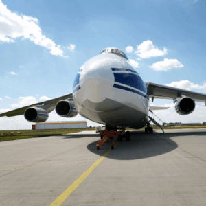 Understanding the maximum pallet height for air freight is fundamental to ensuring cargo compliance, optimizing space, and preventing costly disruptions.