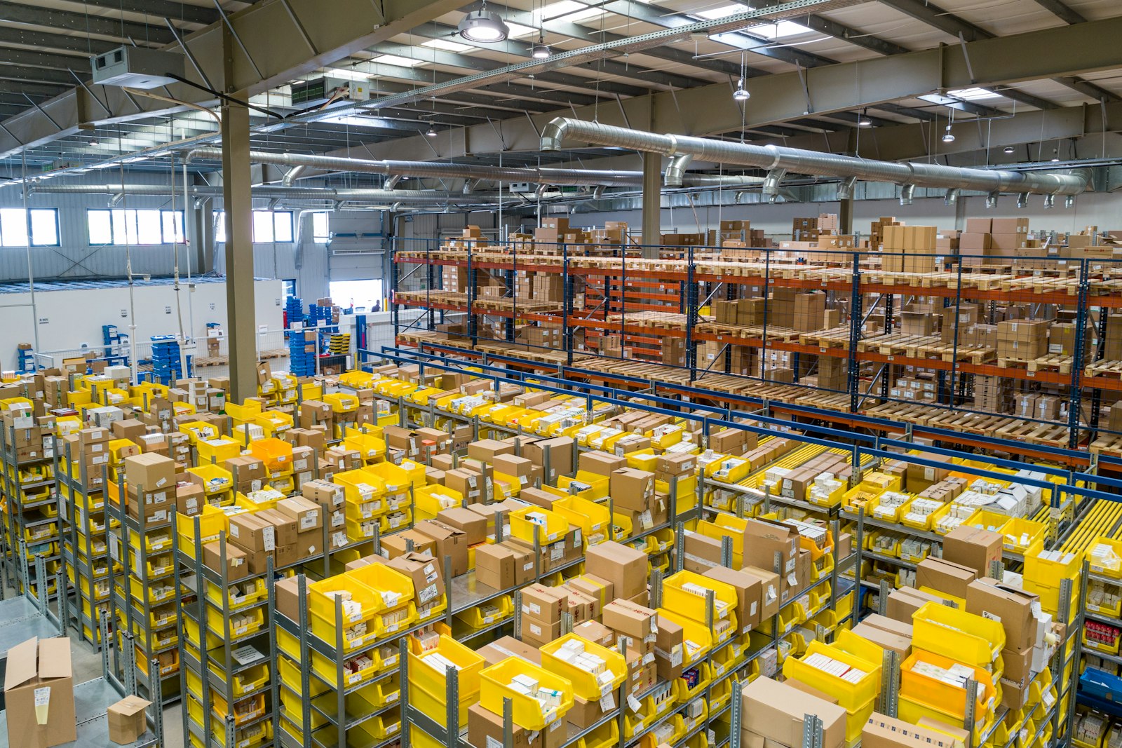 Interior of a Dallas-Fort Worth distribution warehouse with racking and freight
